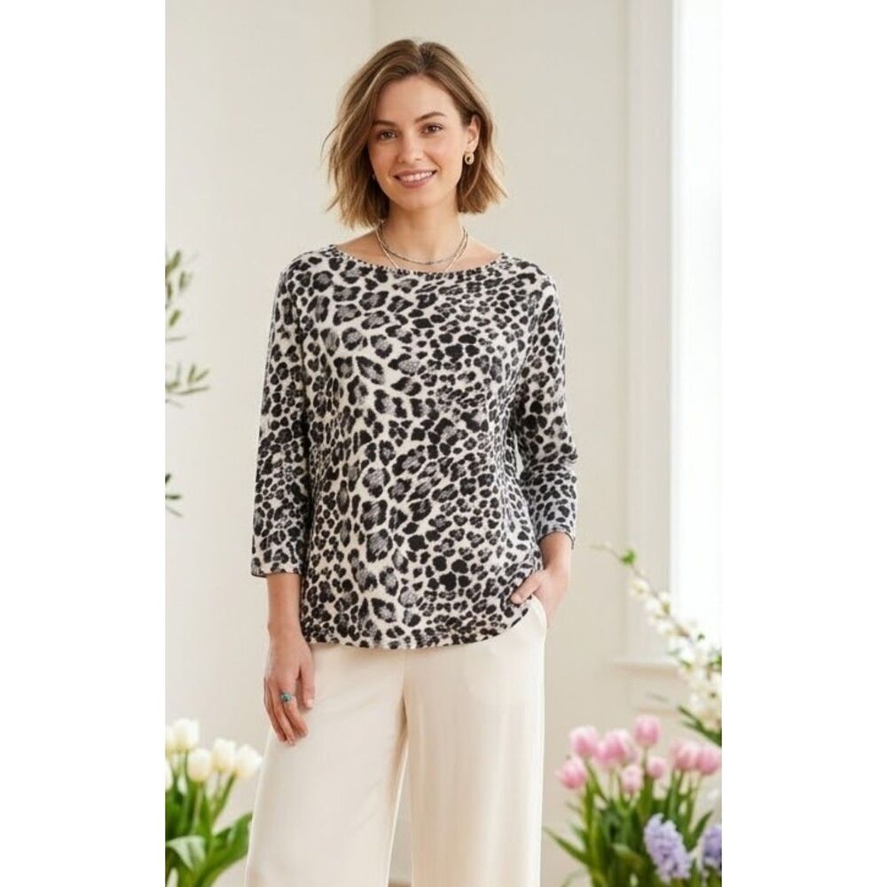Woman's Leopard Print Knit Top Sz. L Ruby Rd. Black White 3/4 Sleeve